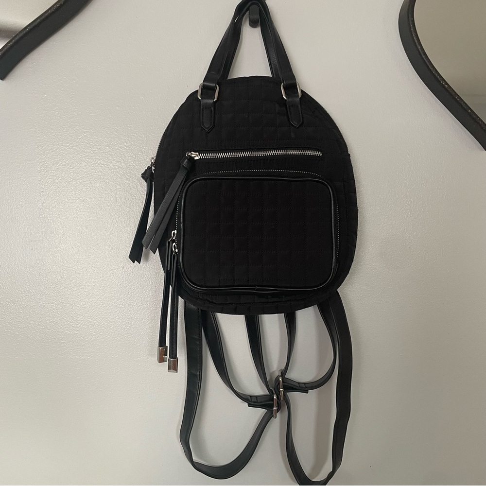 Max Studio Black Compact Backpack with Trendy Design